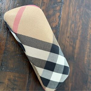 Burberry Sunglasses Case
